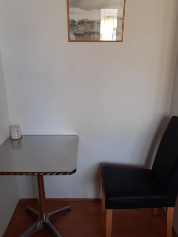 Penzion Fontana Mikulov Exteriör bild